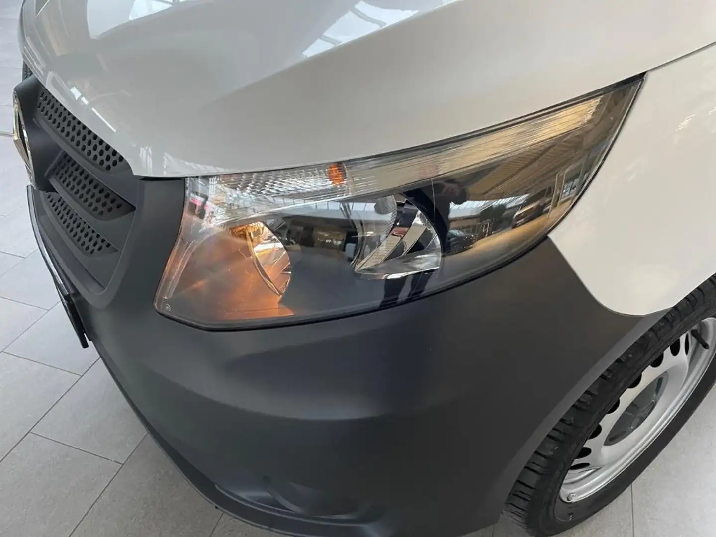 Mercedes-Benz Vito e  111 KA Lang +KAMERA+DAB+SHZ+Klimaaut. Blanc - 2