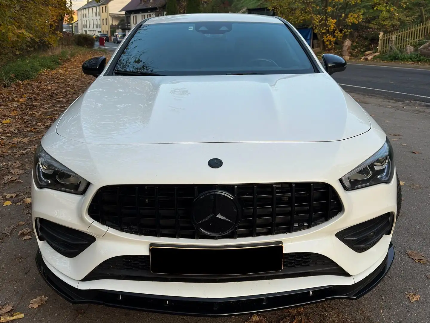 Mercedes-Benz CLA 250 CLA 250 e 8G-DCT AMG Line Blanc - 1