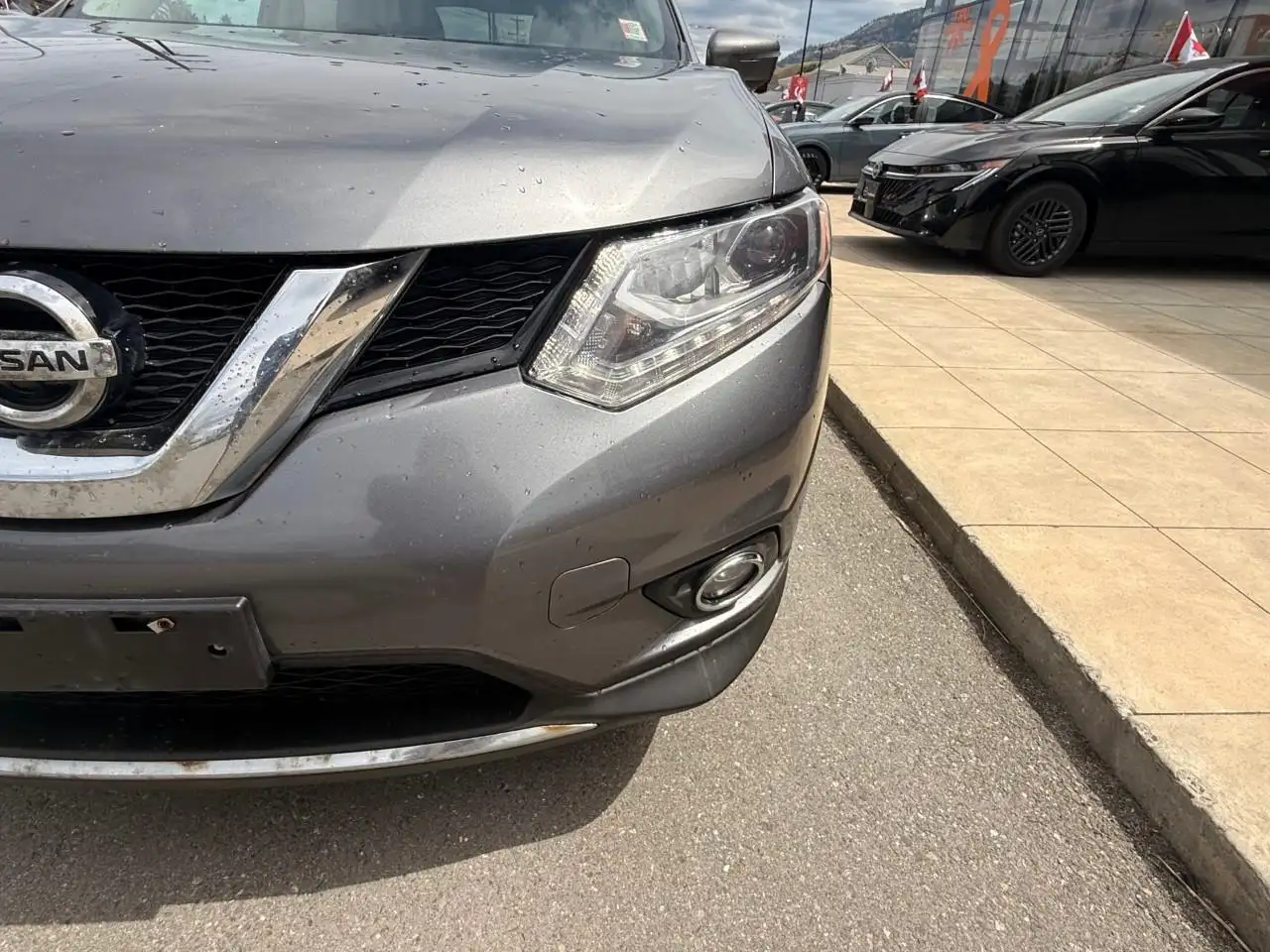 Nissan Rogue снимка Nissan Rogue