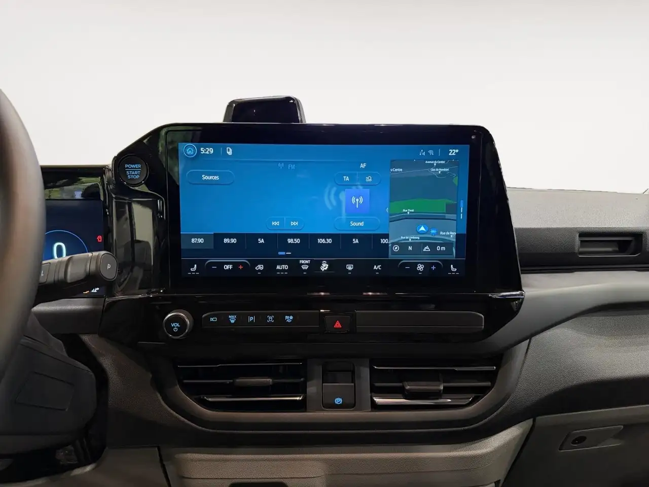 Ford Tourneo Custom 2026 — фото 12