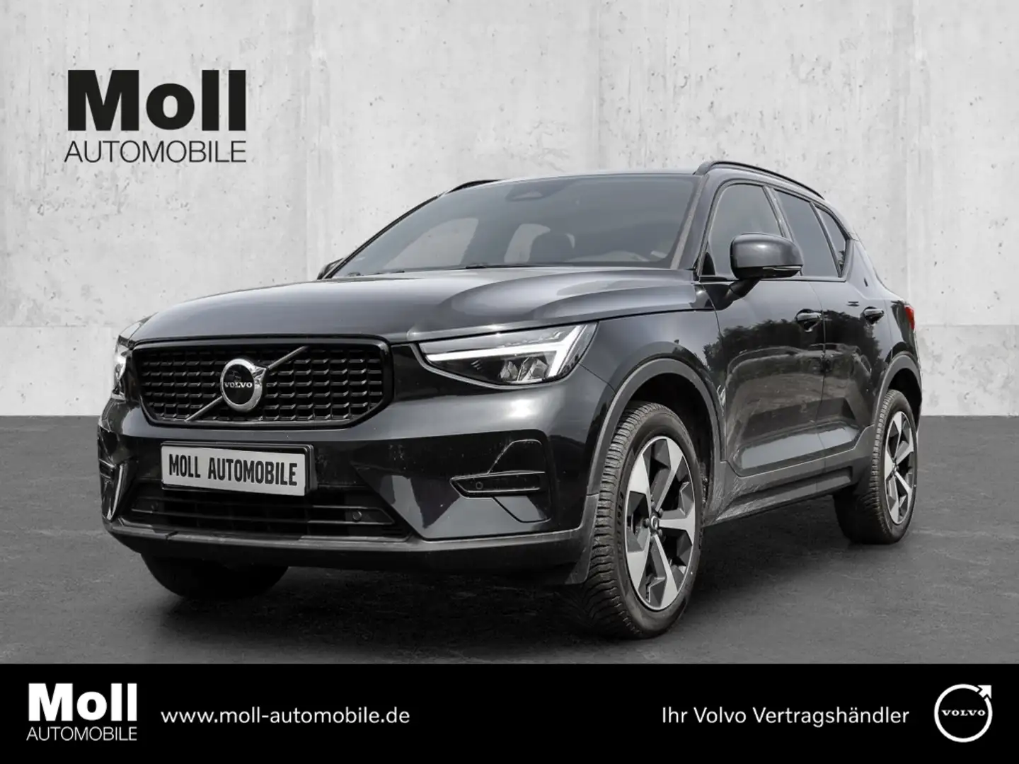 Volvo XC40 Plus Dark 2WD B3 EU6d digitales Cockpit Memory Sit Schwarz - 1