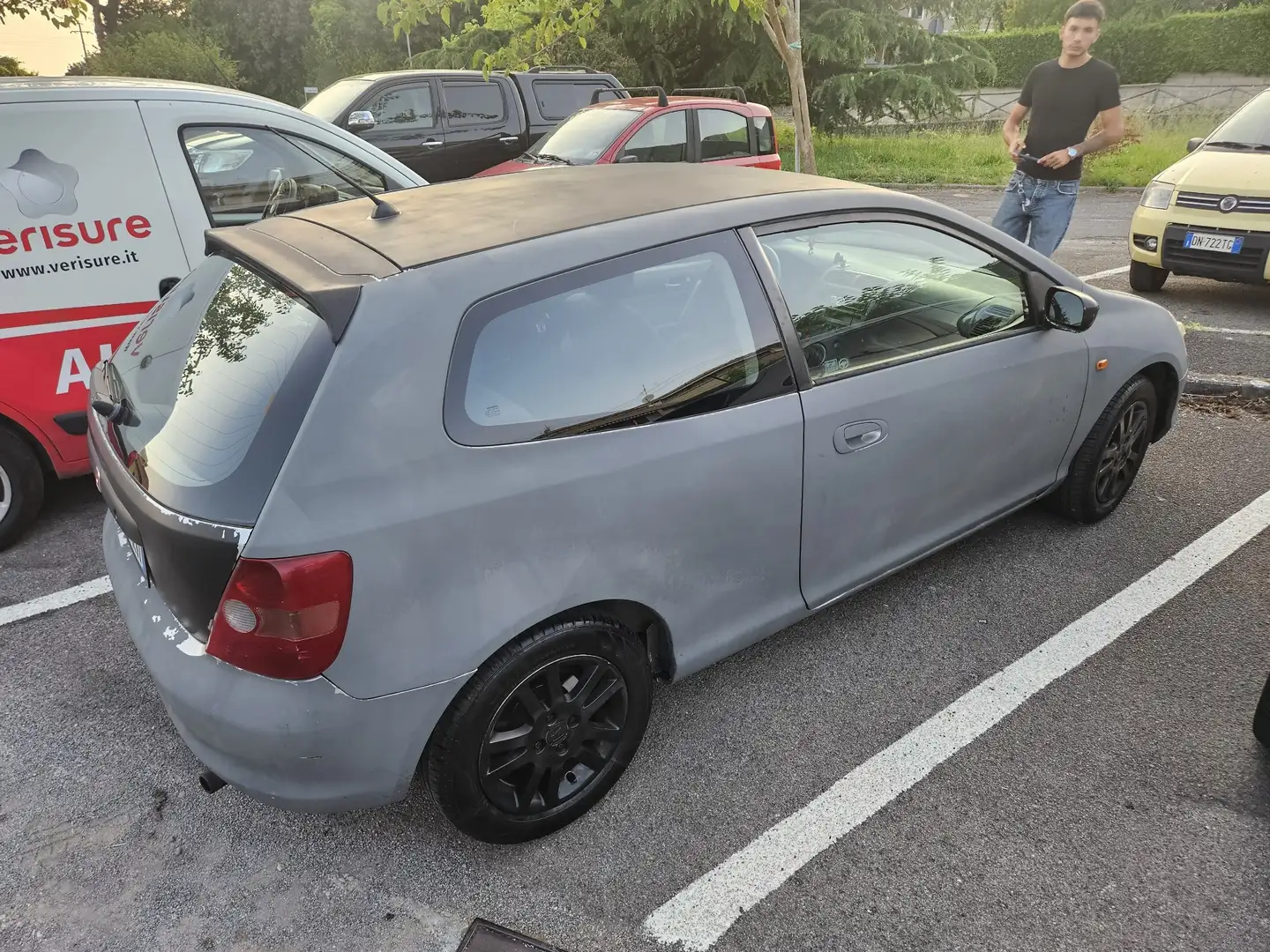 Honda Civic 1.6 v-tec ES - 2