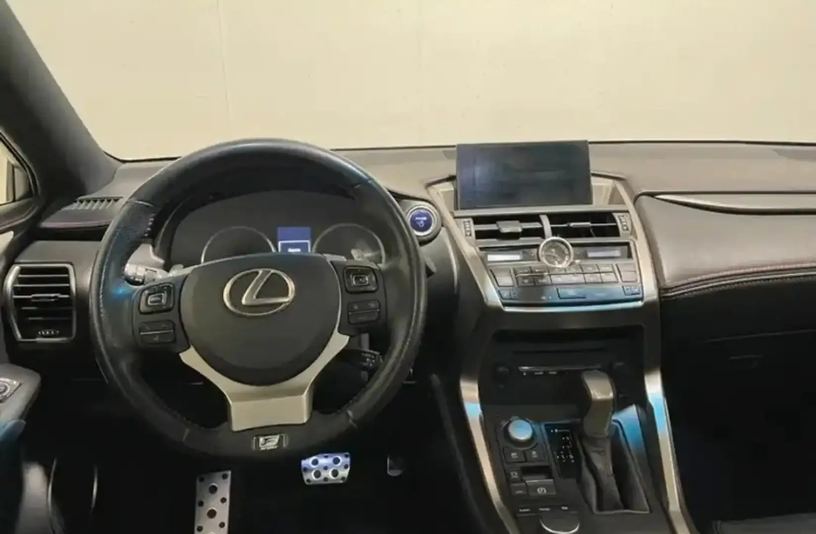 Lexus NX 300h F-sport Сірий - 2