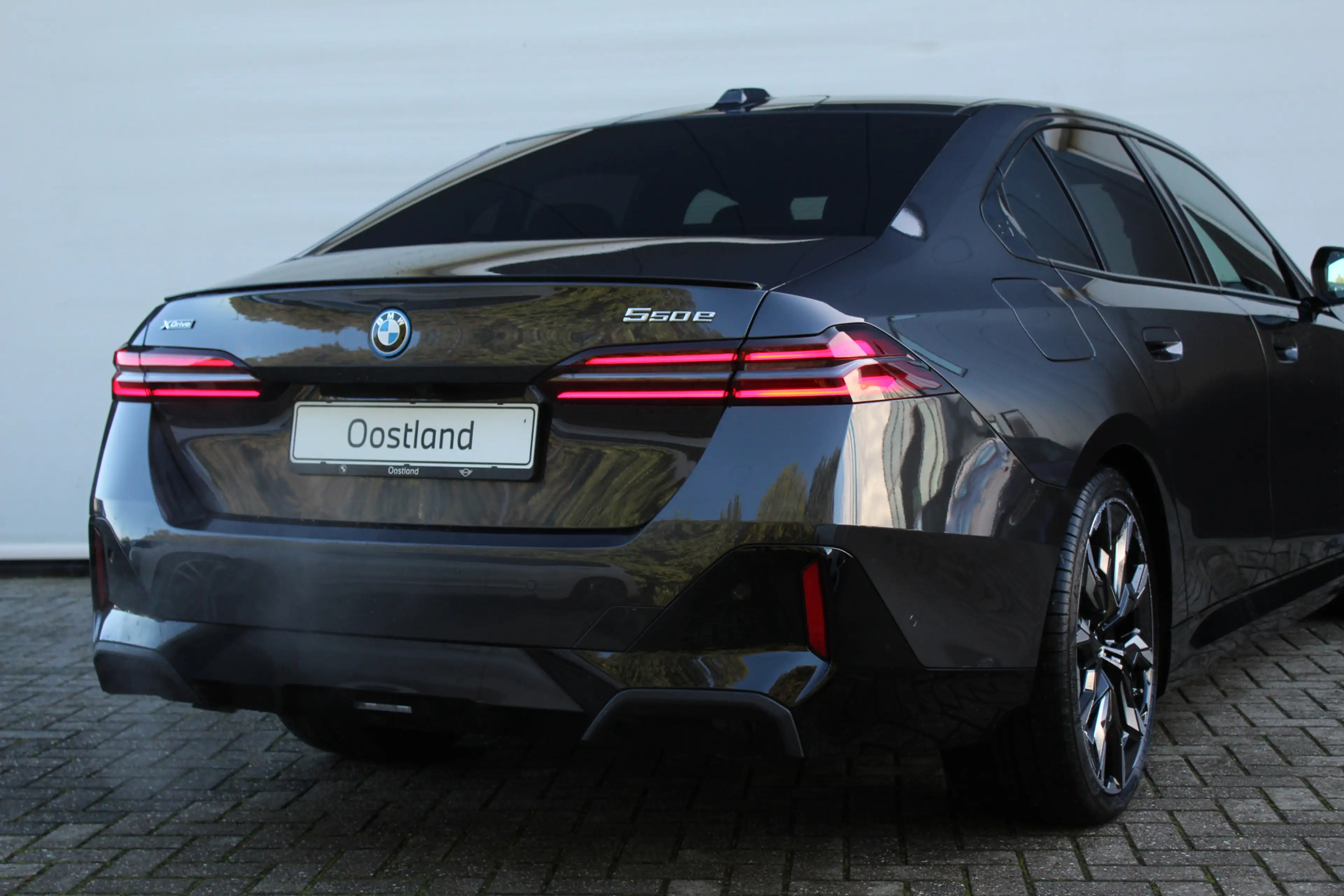 BMW 550 5 Serie 550e xDrive M Sport Automaat / Trekhaak / — photo 14