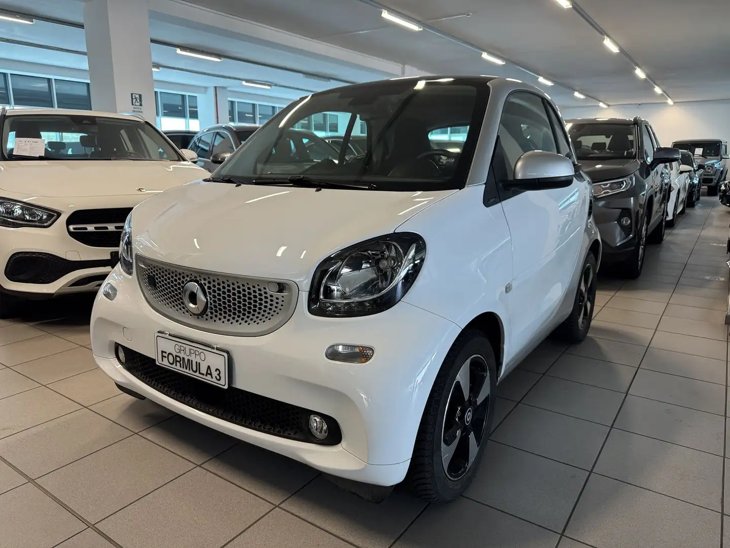 smart forTwo EQ Passion Bianco - 1