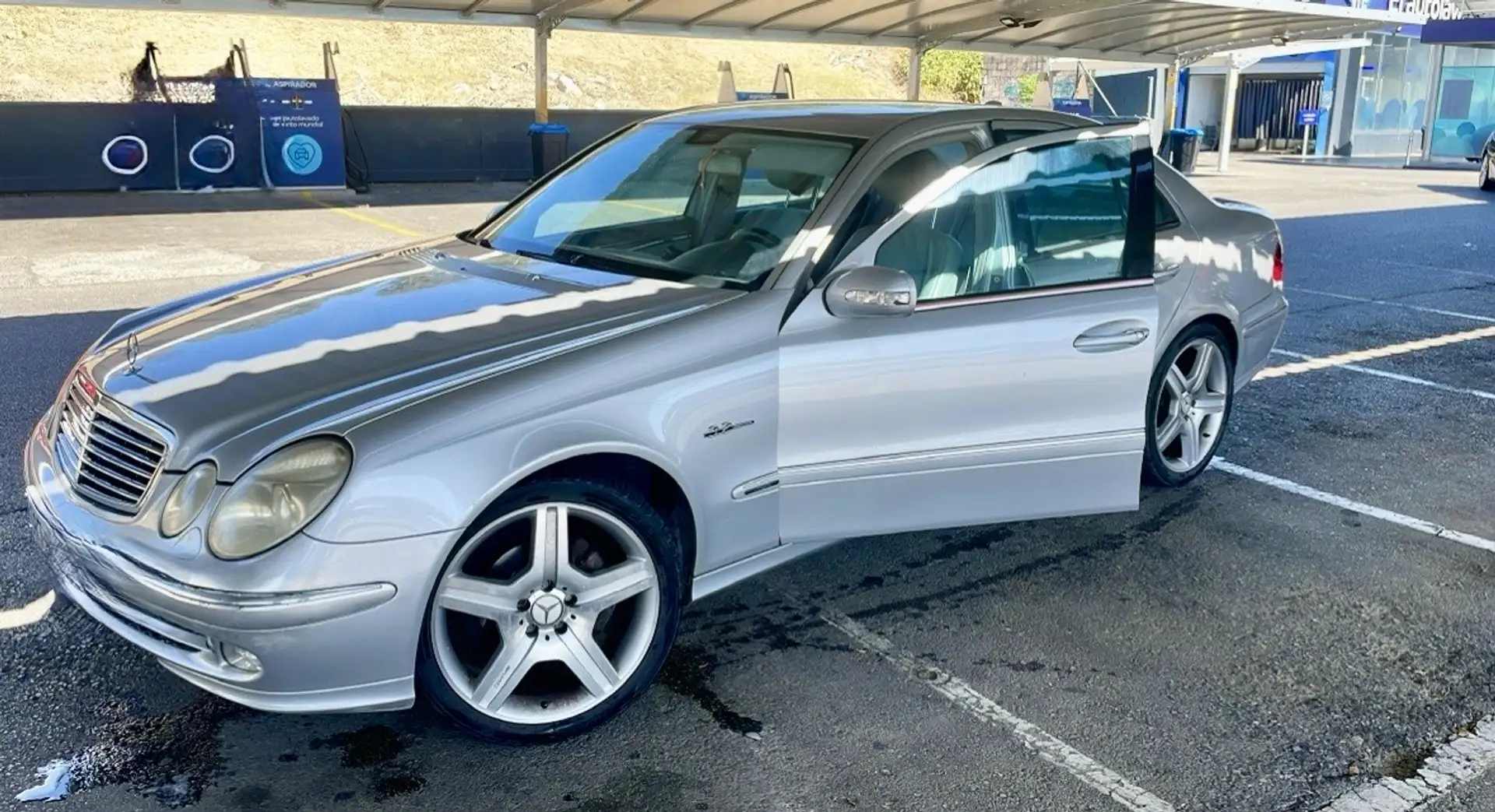 Mercedes-Benz E 320 Familiar Avantgarde 4Matic - 1