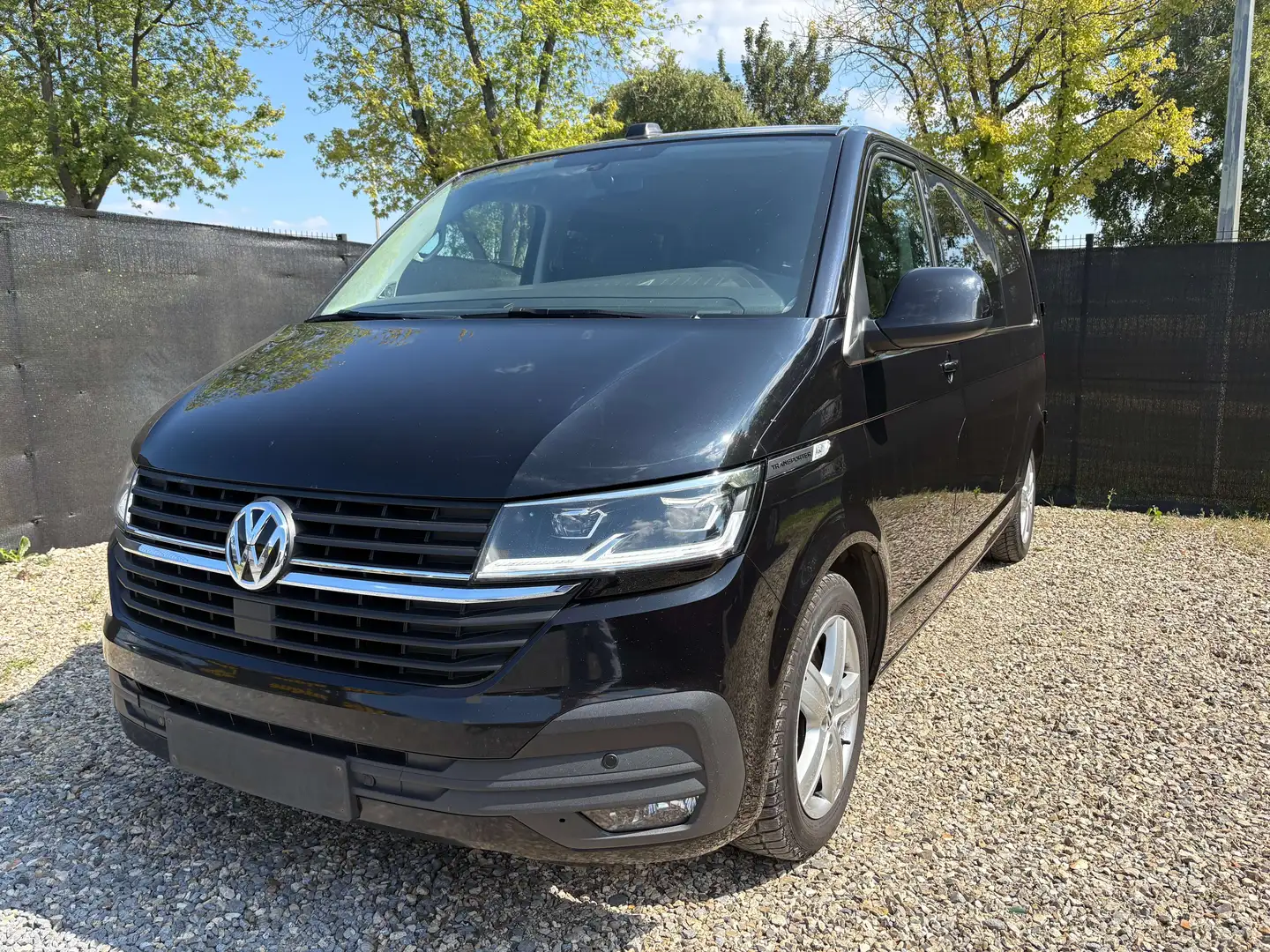 Volkswagen T6.1 Transporter 2.0 TDi SCR 4Mo BMT Comfort. DSG(EU6d-T) Fekete - 1