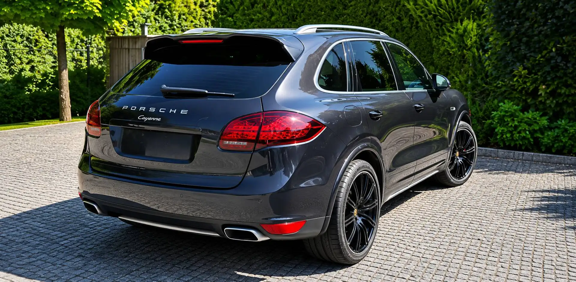Porsche Cayenne Cayenne II 3,0 Diesel Aut. Schwarz - 1