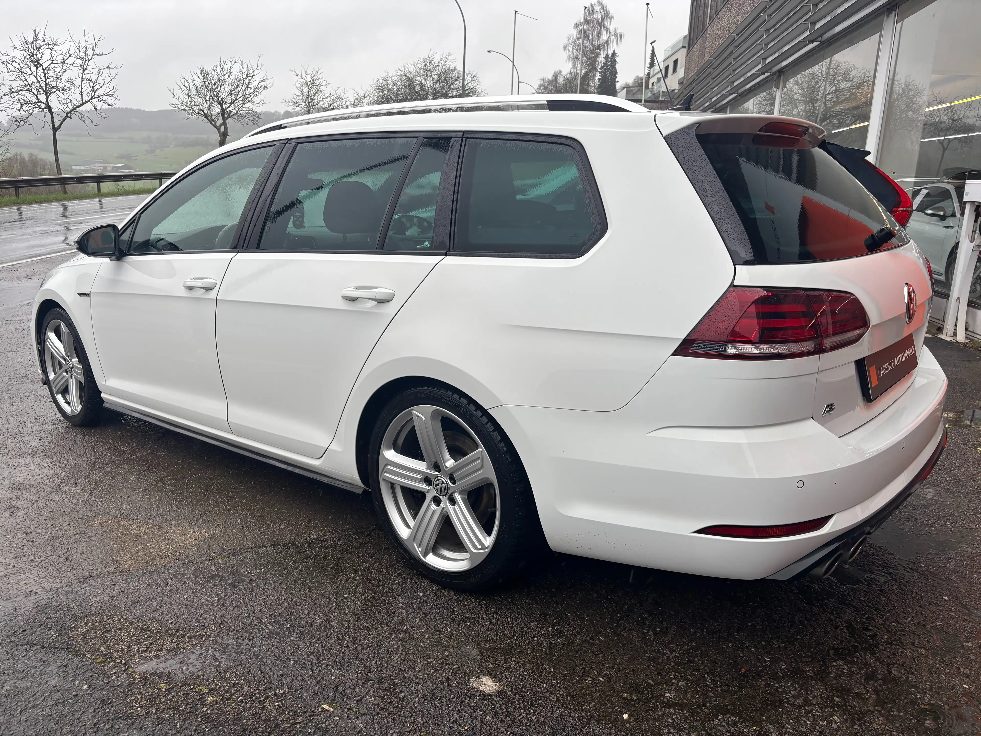 Volkswagen Golf R SW 2.0TSI 4MOTION DSG 300CH — photo 7