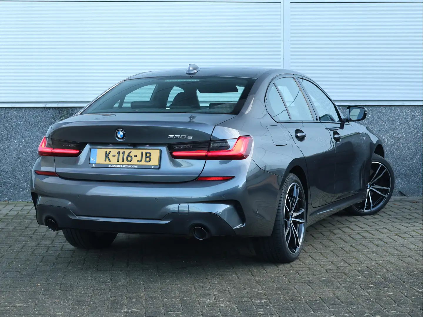 BMW 330 3-serie 330e M Sport HiFi / 19 inch / M-Sport remm Gris - 2