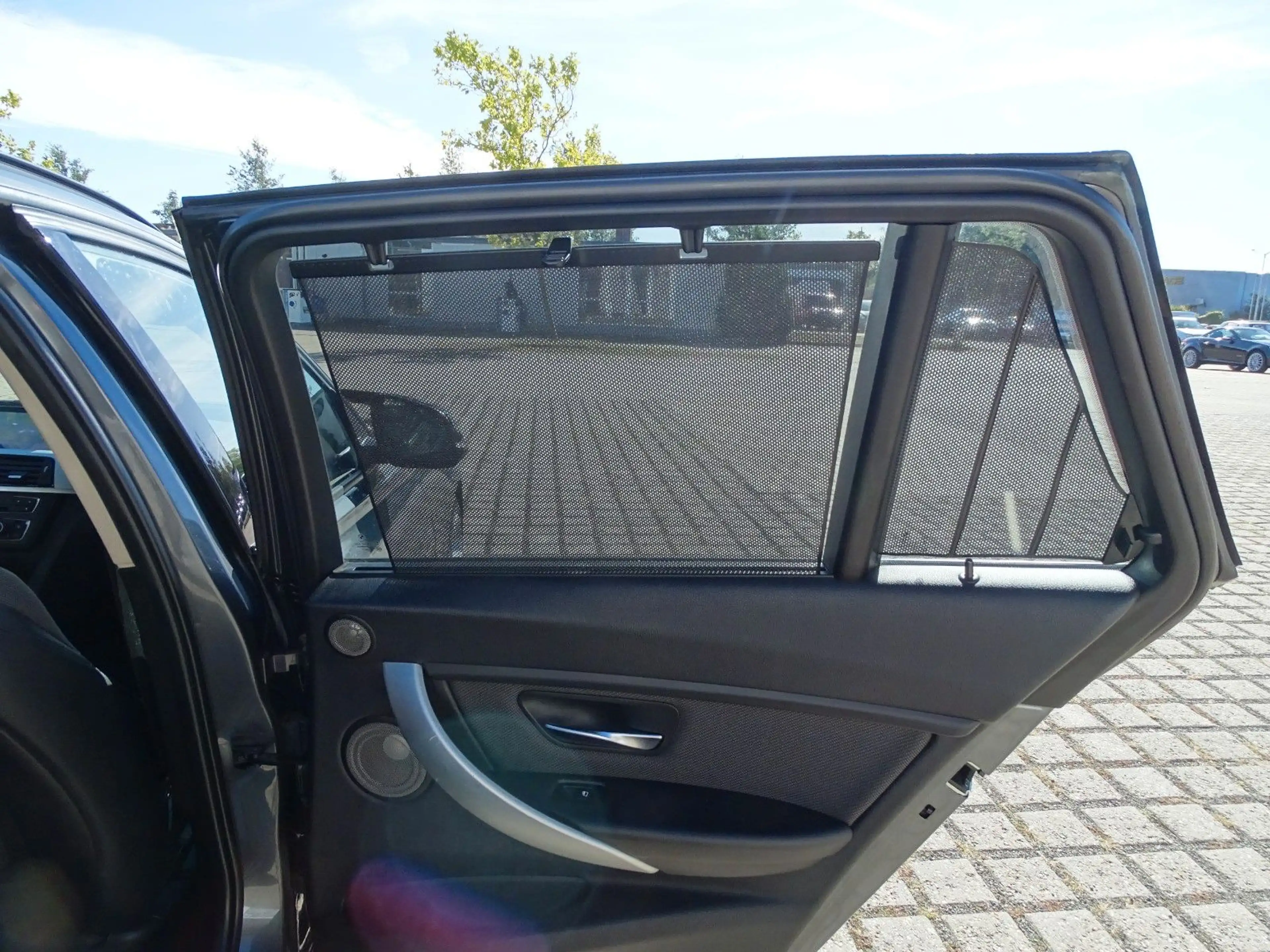 BMW 325 D Touring*M-PACKET*PANORAMA*TÜV NEU — photo 12