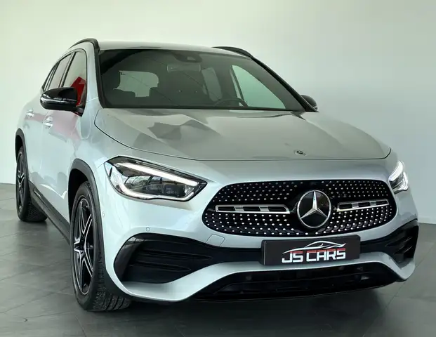Mercedes-Benz Gla Class view 6