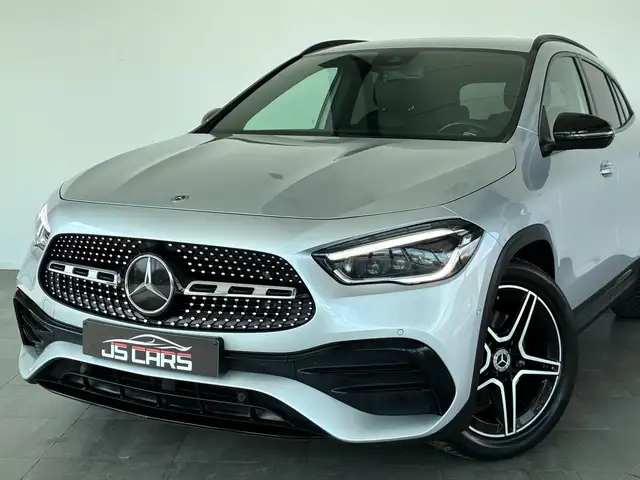 Mercedes-Benz Gla Class view 2