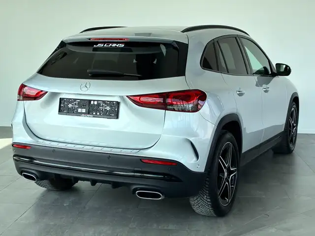 Mercedes-Benz Gla Class view 14