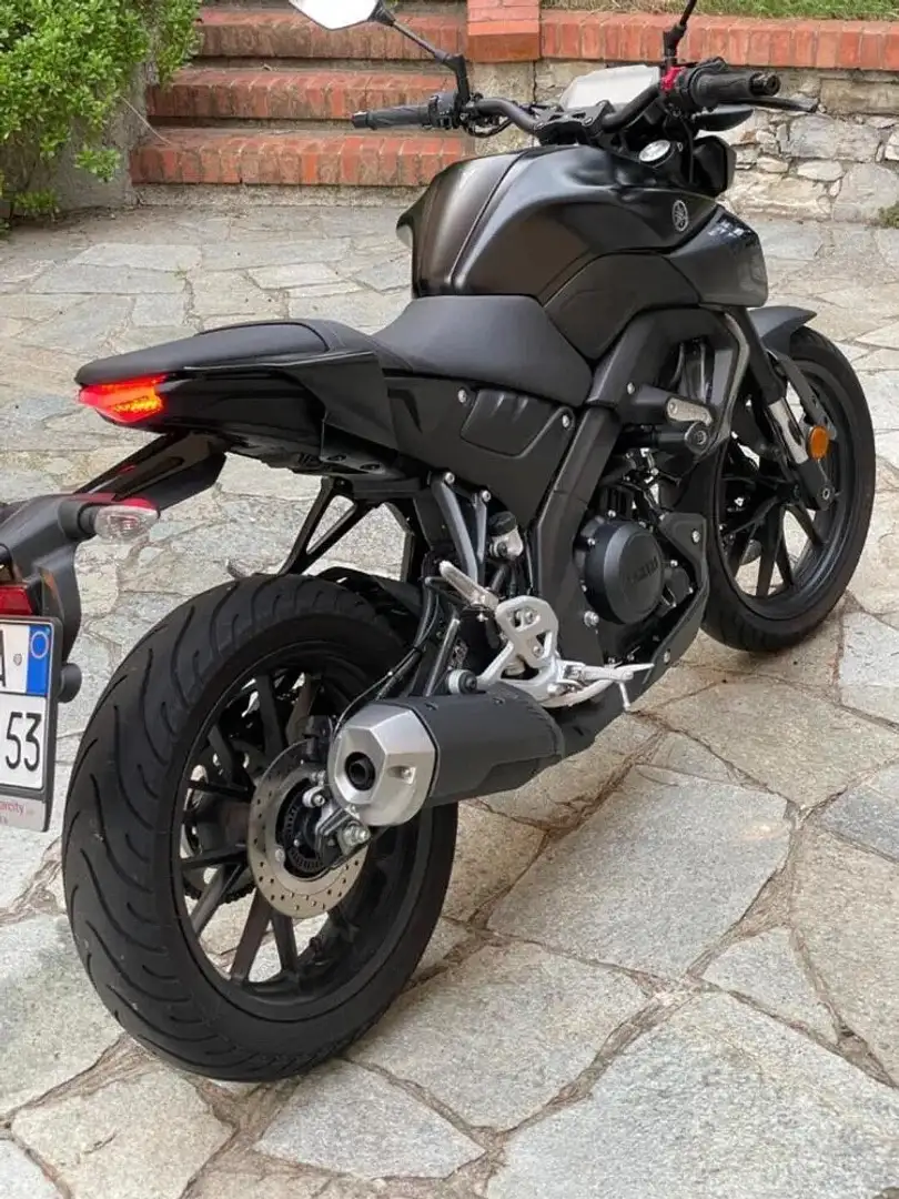 Yamaha MT-125 Nero - 2