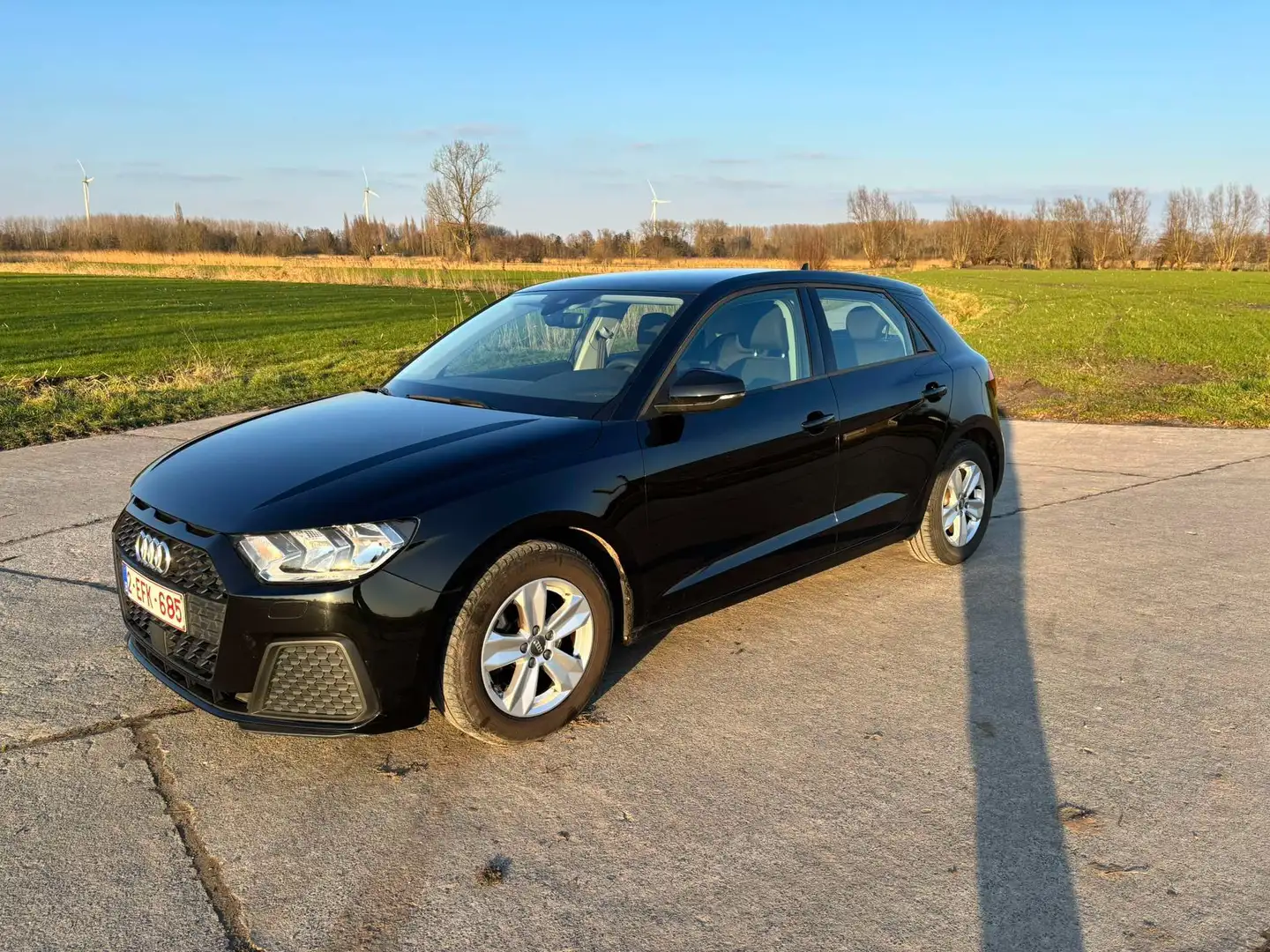 Audi A1 A1 30 TFSI Sportback Zwart - 1