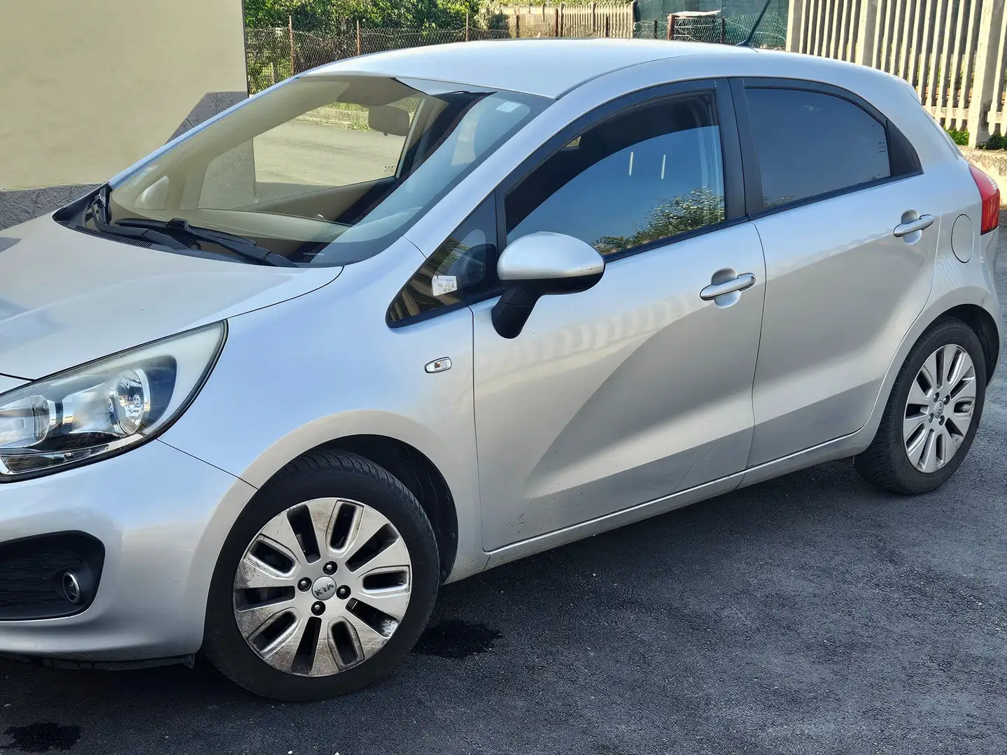 Kia Rio Rio 5p 1.1 crdi Active Argento - 2