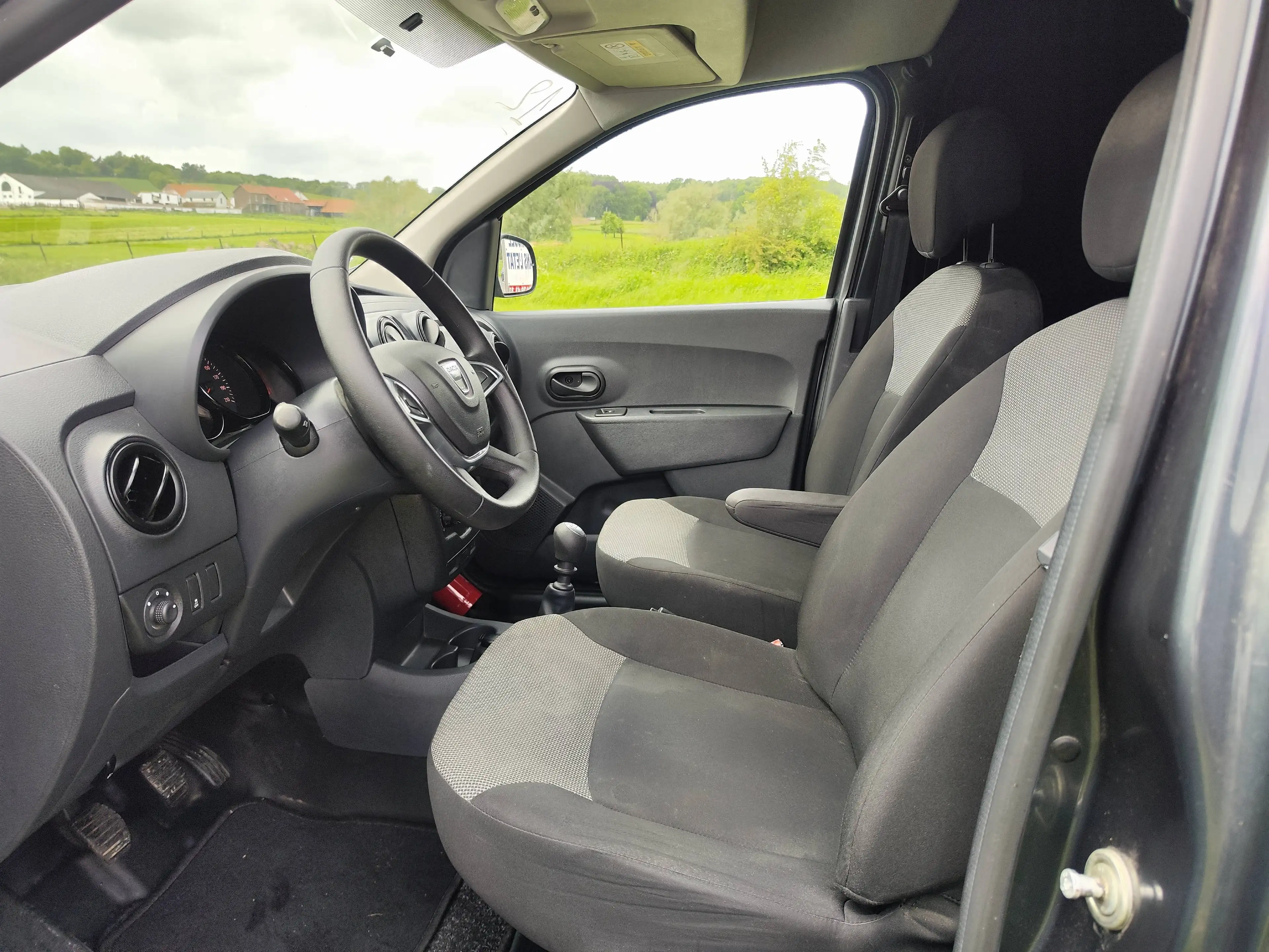 Dacia Dokker 1.5 dCi — photo 11