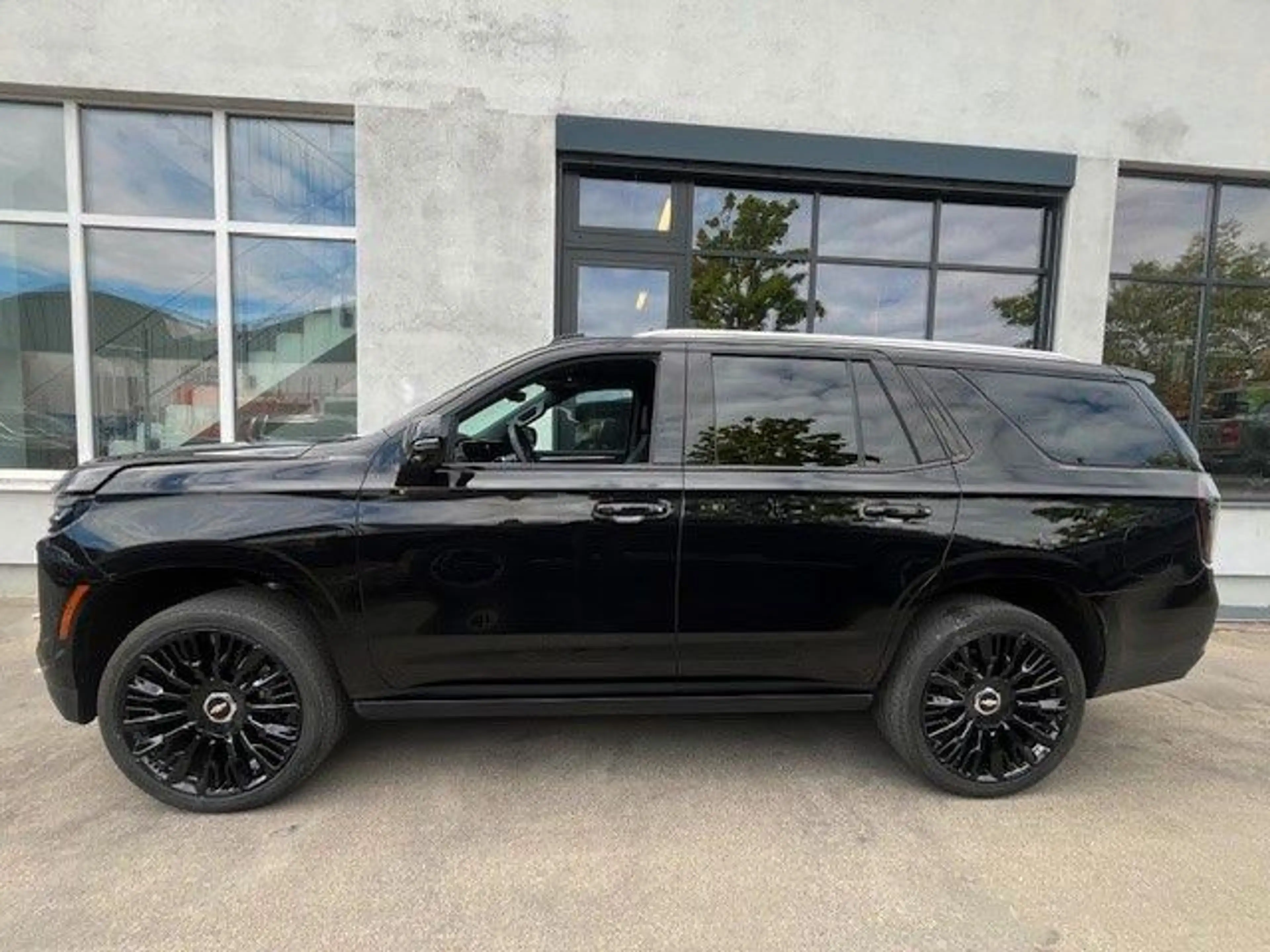 Chevrolet Tahoe High Country 6.2l V8 24"  MY26 — photo 10