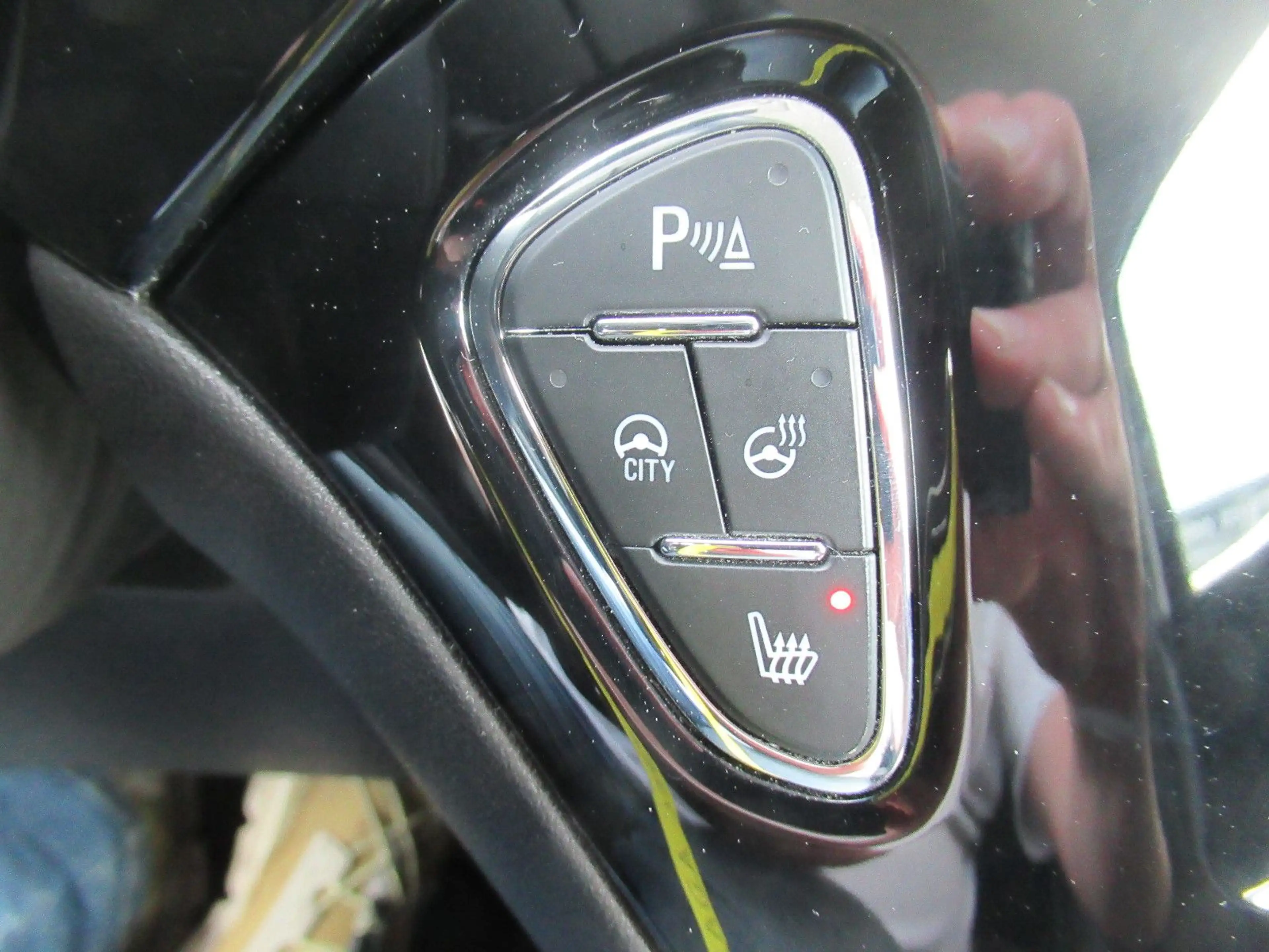 Opel Adam Topmodel KLIMA ALU SHZG PDC — photo 15