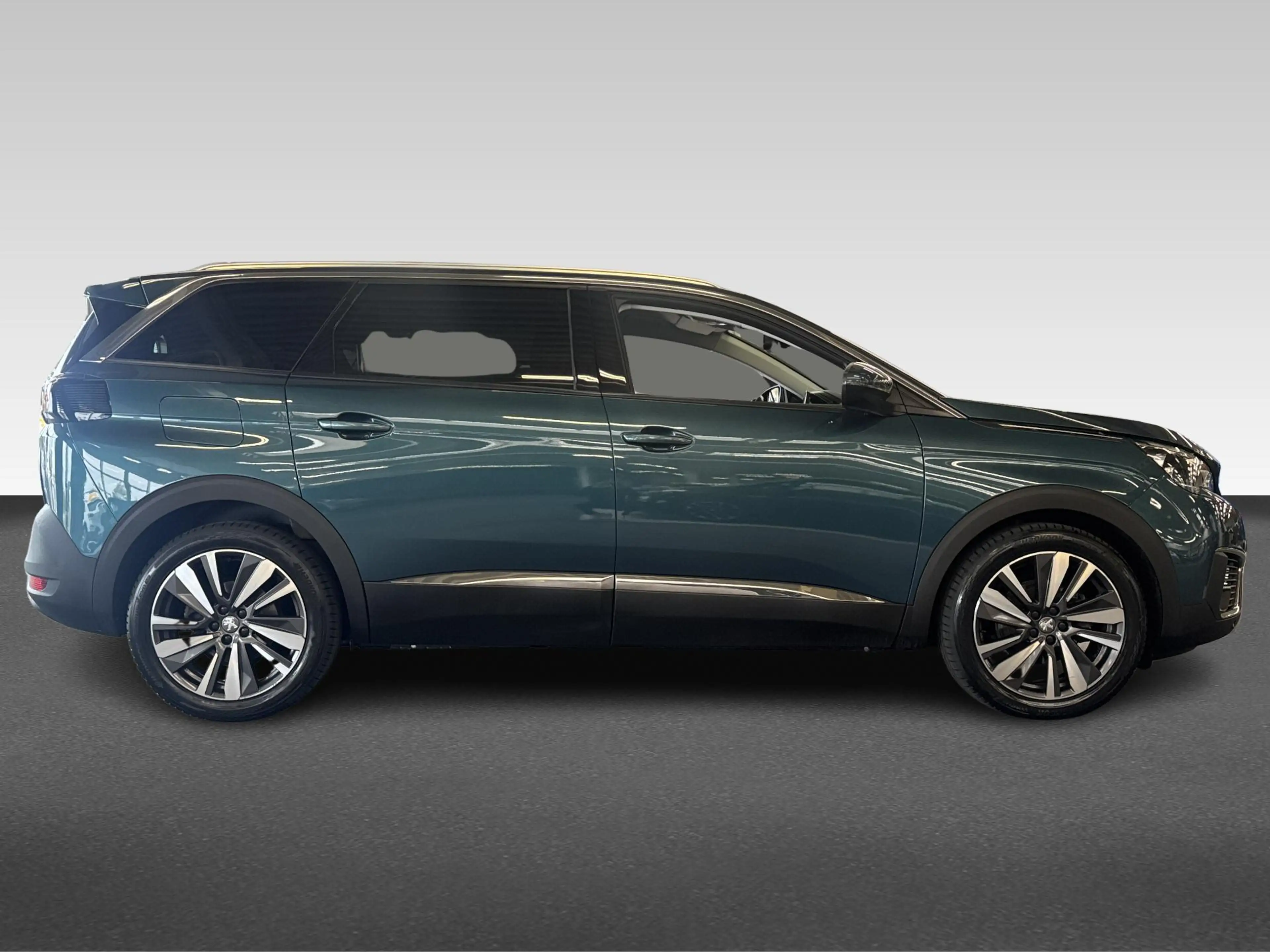 Peugeot 5008 1.2 PureTech Blue Lease Premium Avantage — photo 9