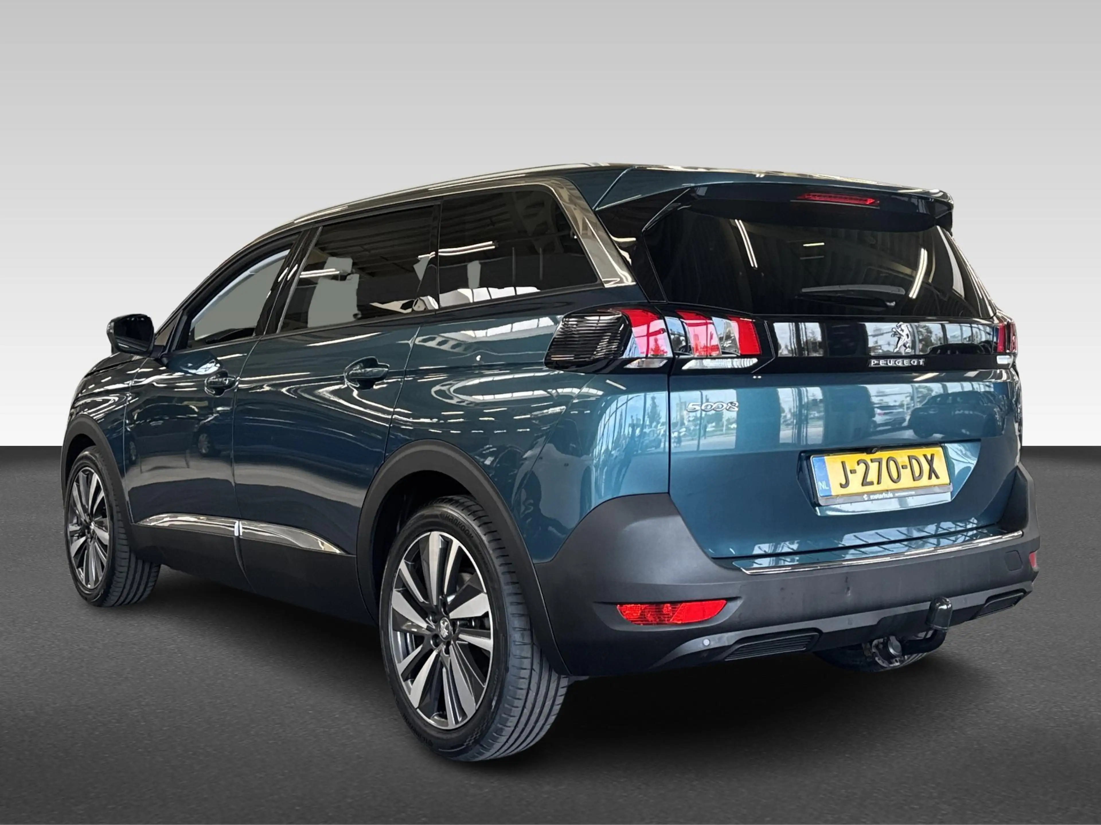 Peugeot 5008 1.2 PureTech Blue Lease Premium Avantage — photo 3