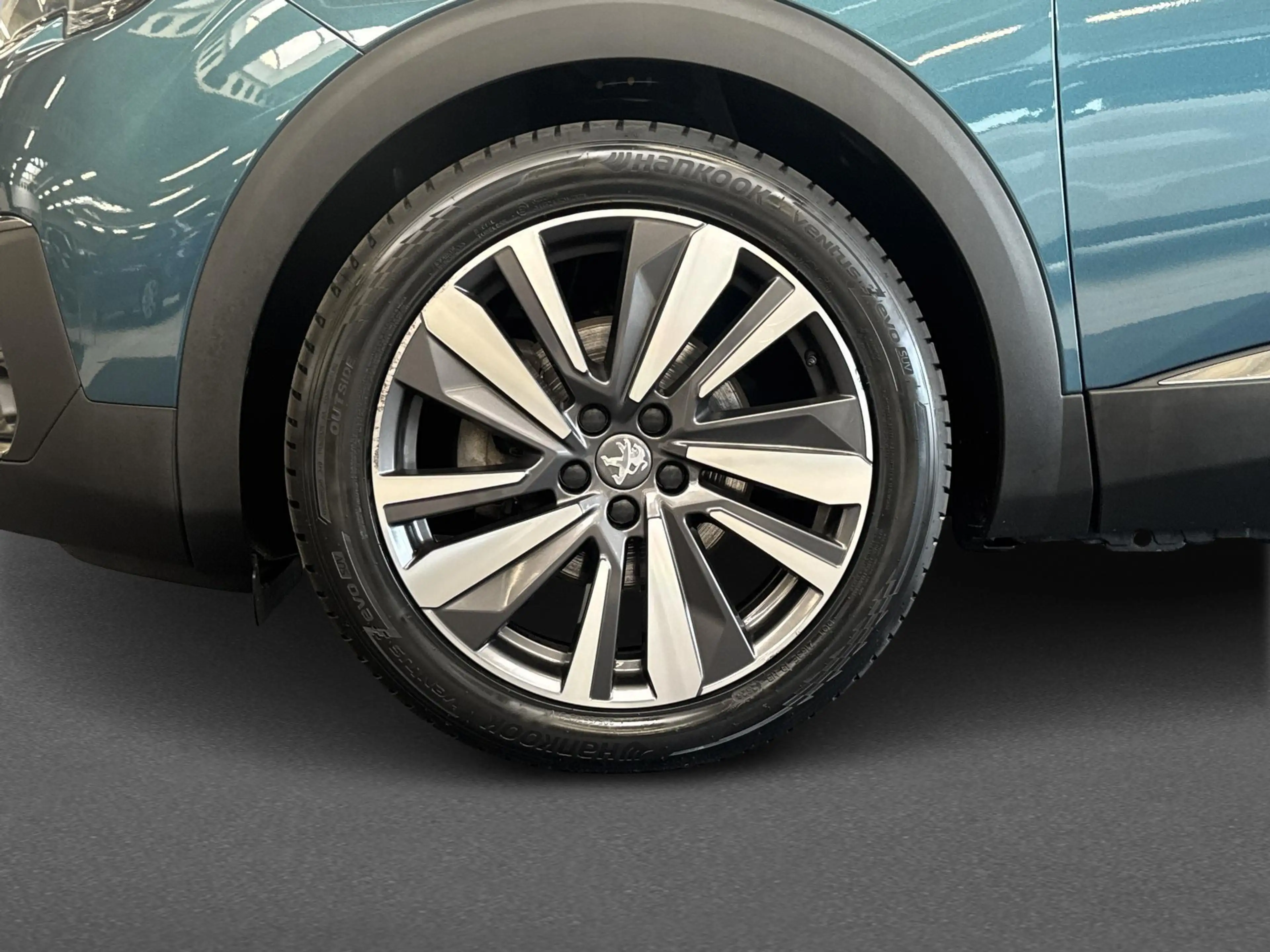 Peugeot 5008 1.2 PureTech Blue Lease Premium Avantage — photo 11