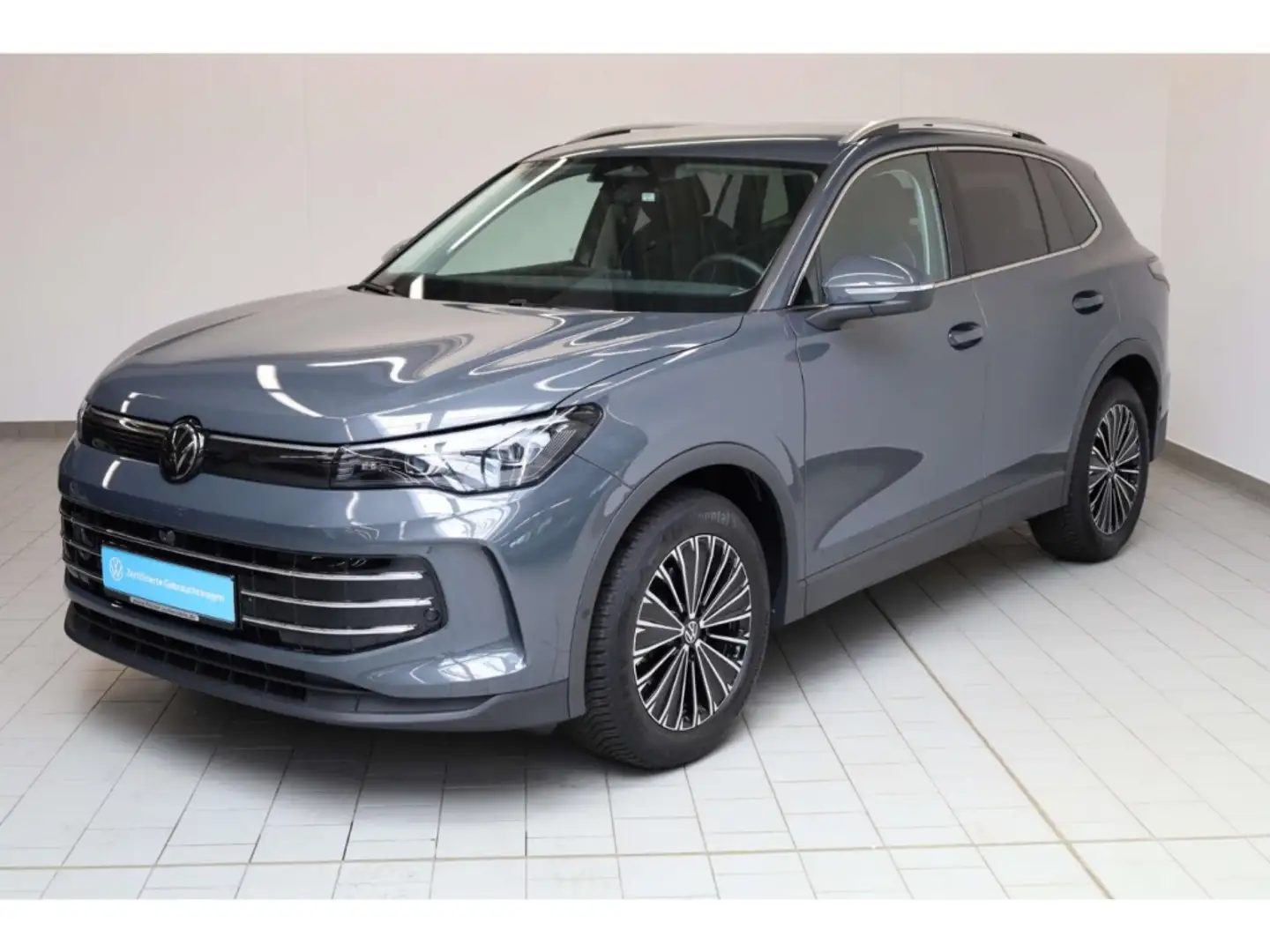 Volkswagen Tiguan 1.5 eTSI Elegance DSG AHK/Matrix/NAV/ACC Grau - 2