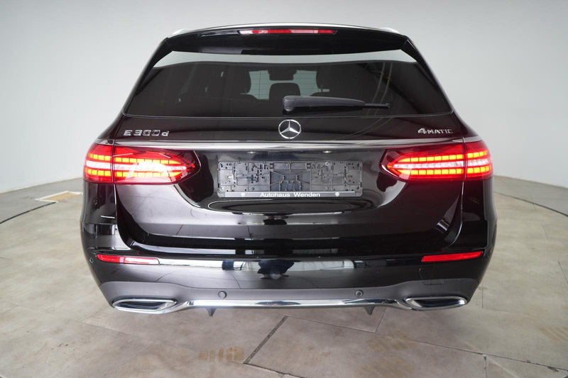 Mercedes-Benz E 300 d 4Matic T AMG Line AHK/360Kamera/Alcantar — photo 6