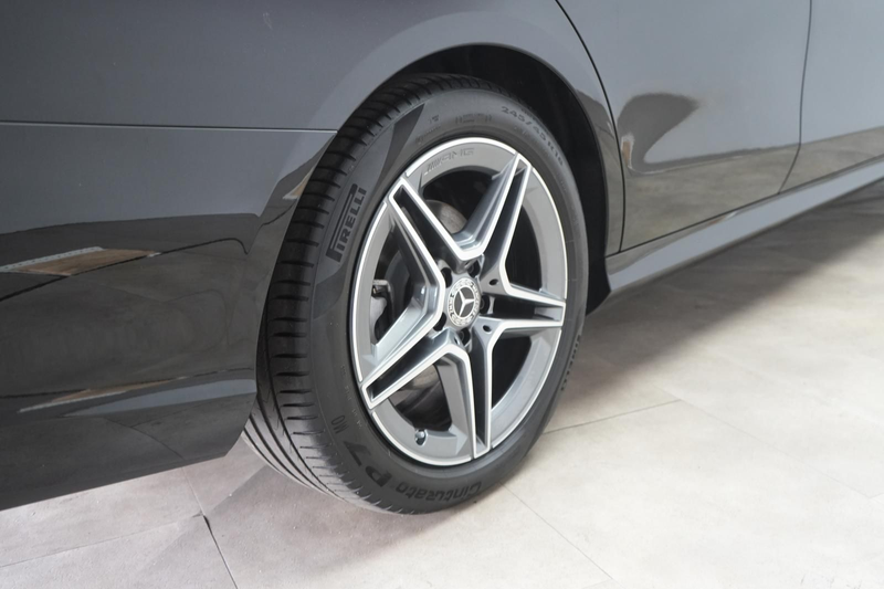 Mercedes-Benz E 300 d 4Matic T AMG Line AHK/360Kamera/Alcantar — photo 14