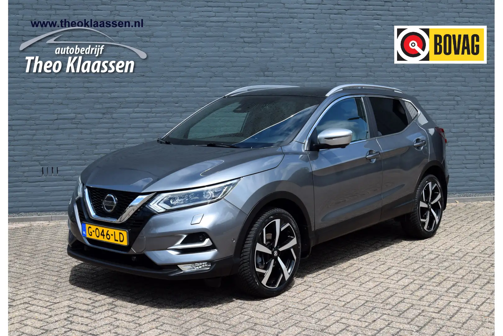 Nissan Qashqai 1.3 DIG-T Tekna + Full Options Grau - 1