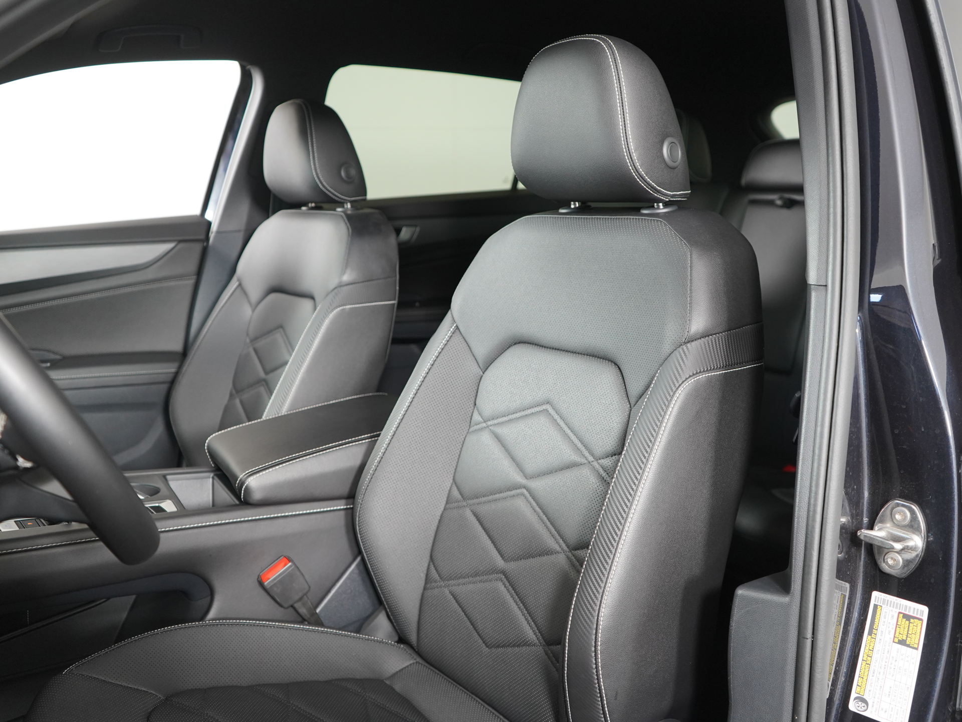 2025 Volkswagen Atlas Cross Sport