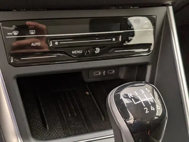 Volkswagen Taigo view 12