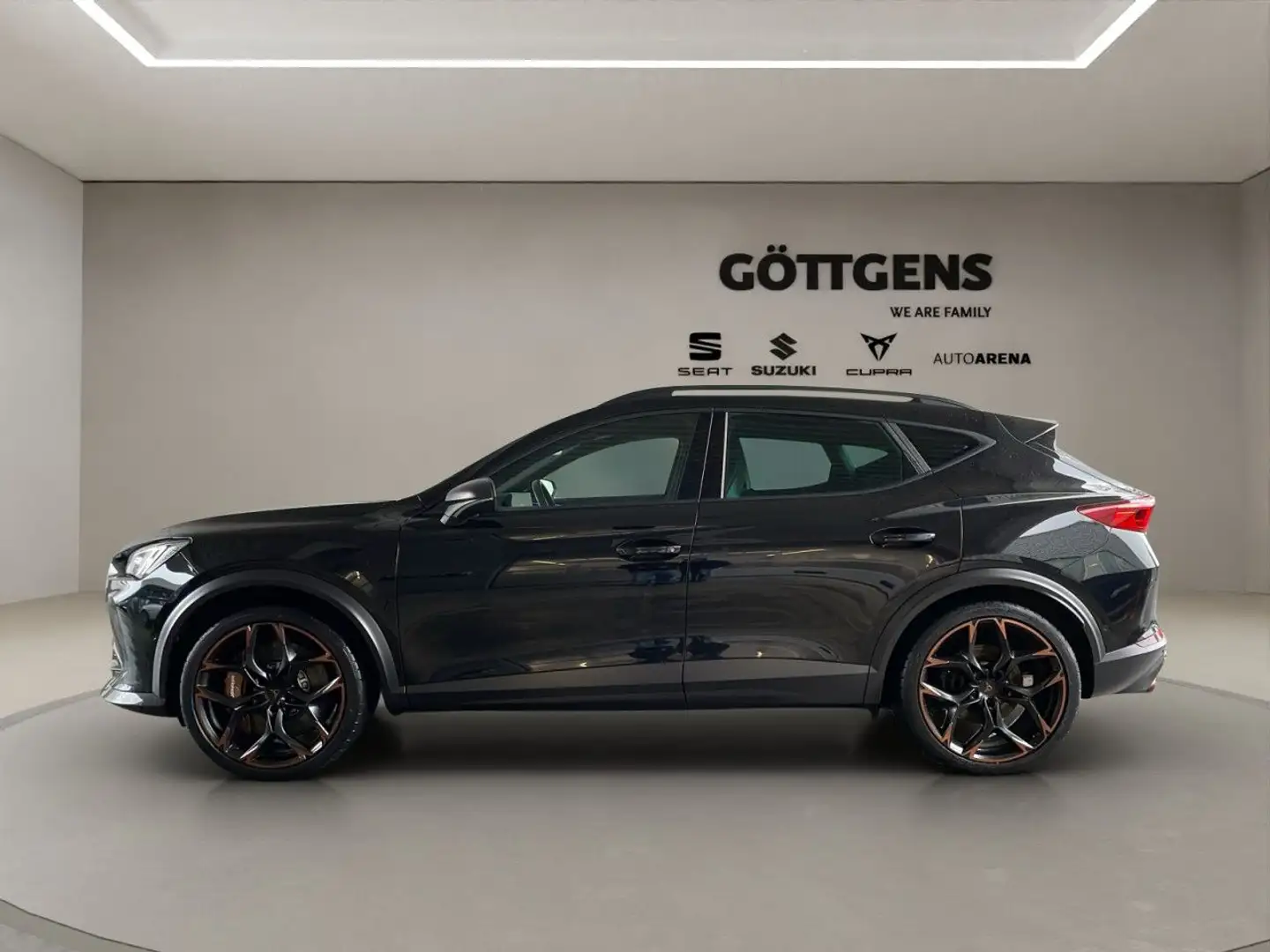 CUPRA Formentor VZ5 2.5 TSI 4Drive MATRIX-LED NAVI 20LM Schwarz - 2