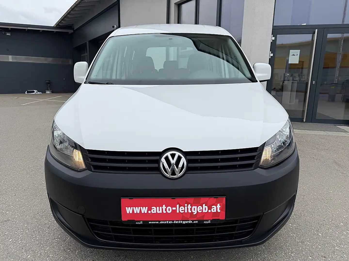 Volkswagen Caddy Kombi Trendline 1,6 TDI DPF Weiß - 2