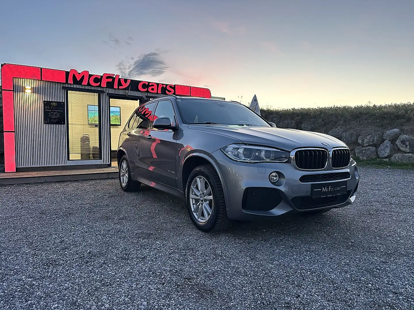 BMW X5 Drive 25d M-PAKET Silber - 2
