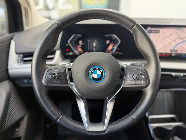 BMW 2 Series view 7