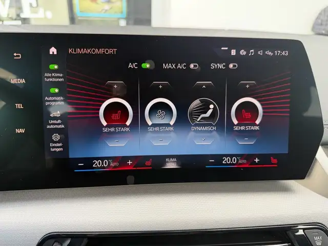 BMW 2 Series view 13