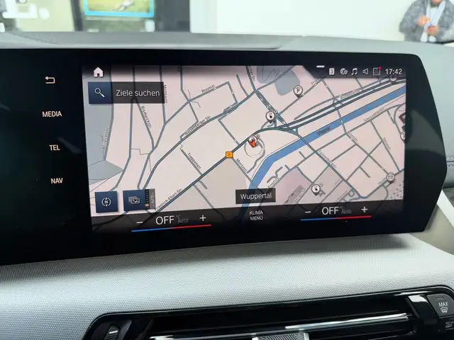 BMW 2 Series view 11