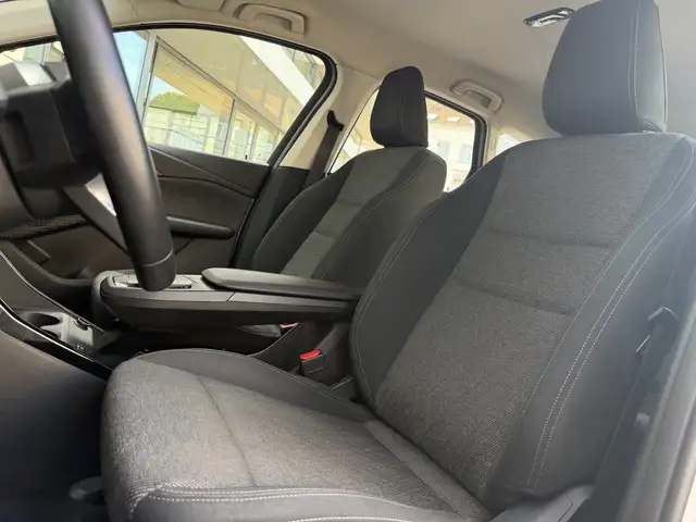 BMW 2 Series view 6