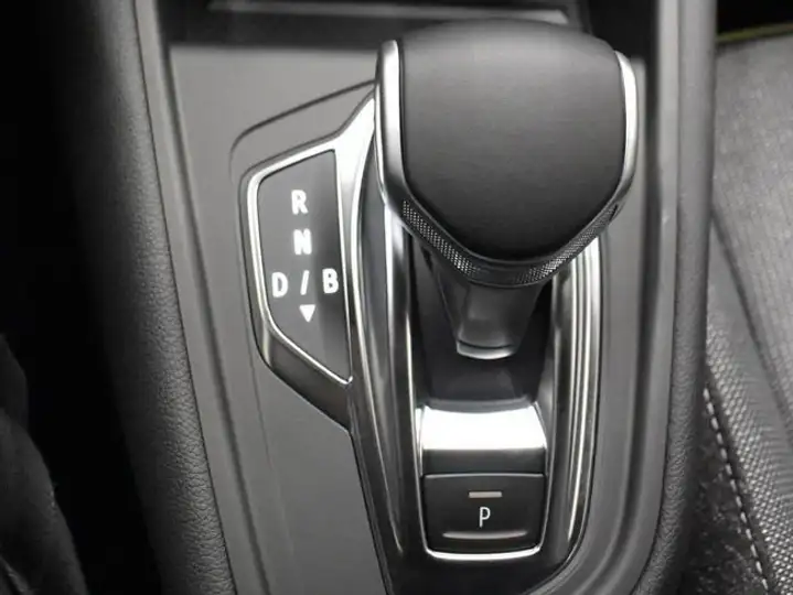 Renault Symbioz techno E-Tech full hybrid 2025, foto 10