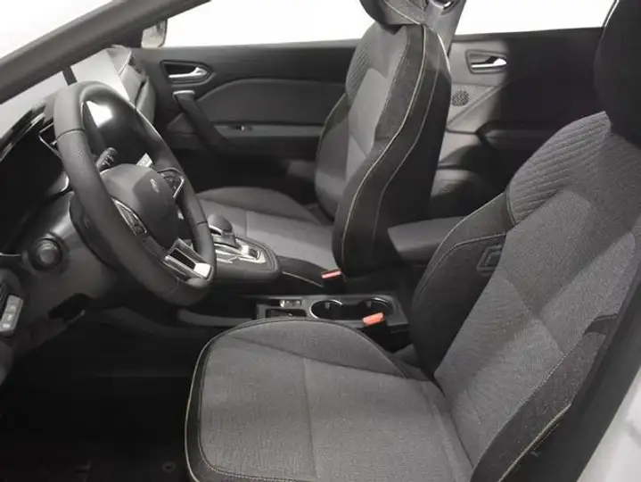 Renault Symbioz techno E-Tech full hybrid 2025, foto 12
