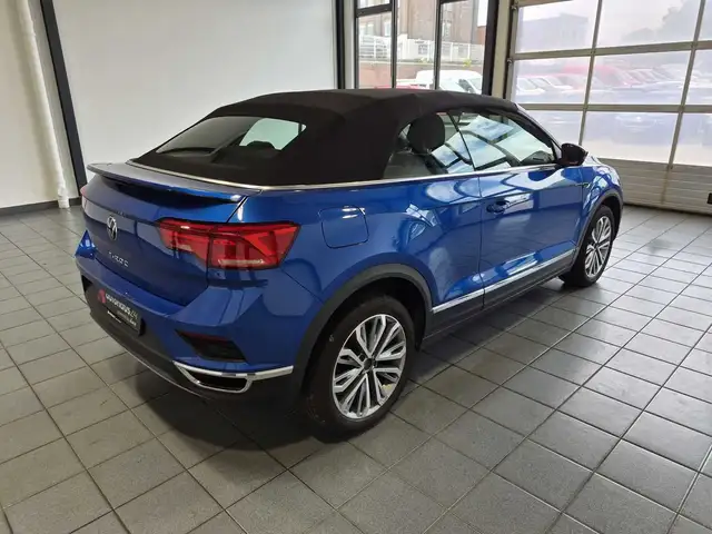 Volkswagen T-Roc view 5