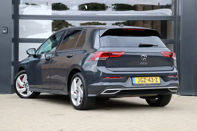 Volkswagen Golf view 17