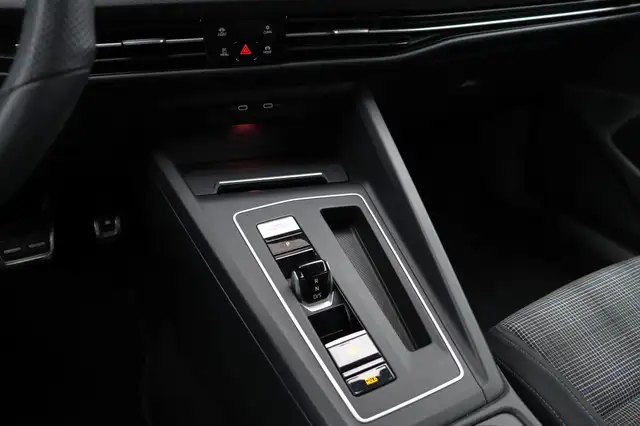 Volkswagen Golf view 9