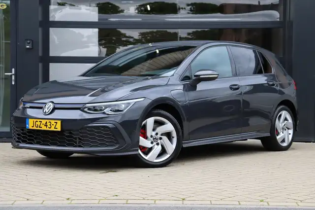 Volkswagen Golf view 5