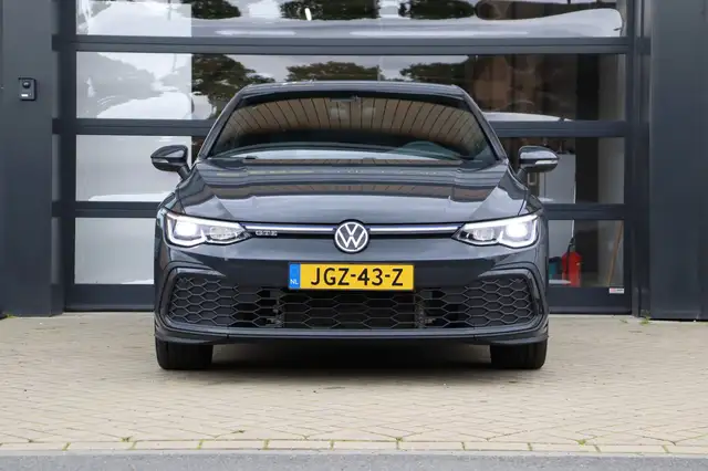 Volkswagen Golf view 22