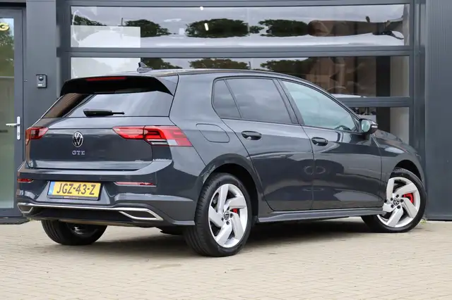 Volkswagen Golf view 16