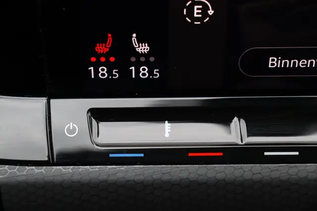 Volkswagen Golf view 28
