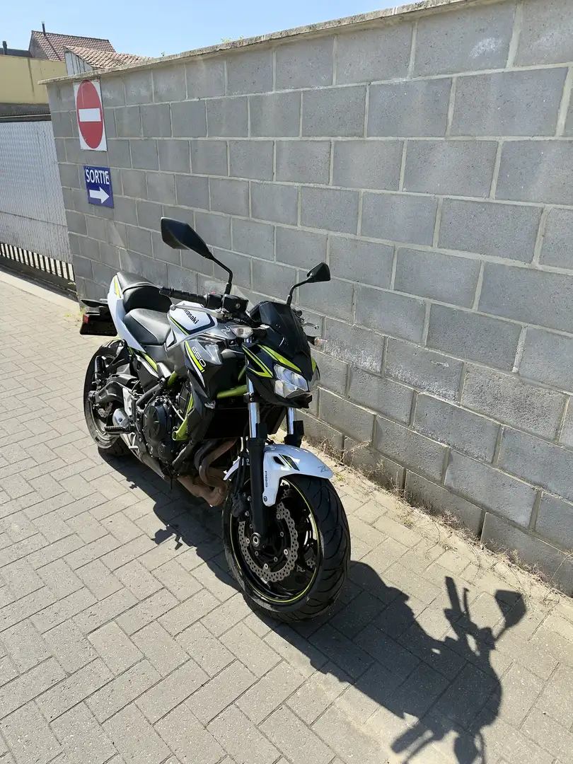 Kawasaki Z 650 Alb - 2